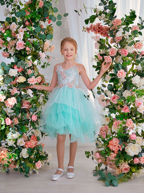 Моника Мята